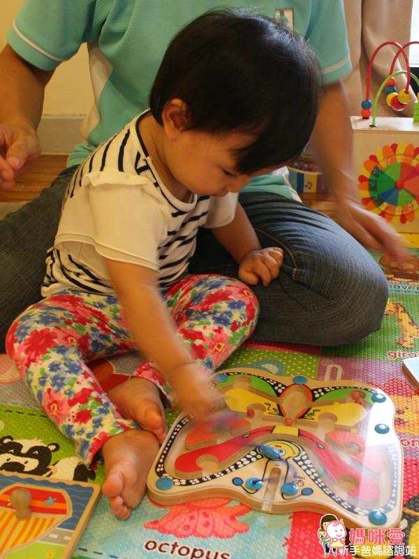 《德國 Hape》小童玩具無毒木製竹子玩具 / 積木 / 迷宮 / 字母拼圖(2歲以上適用)