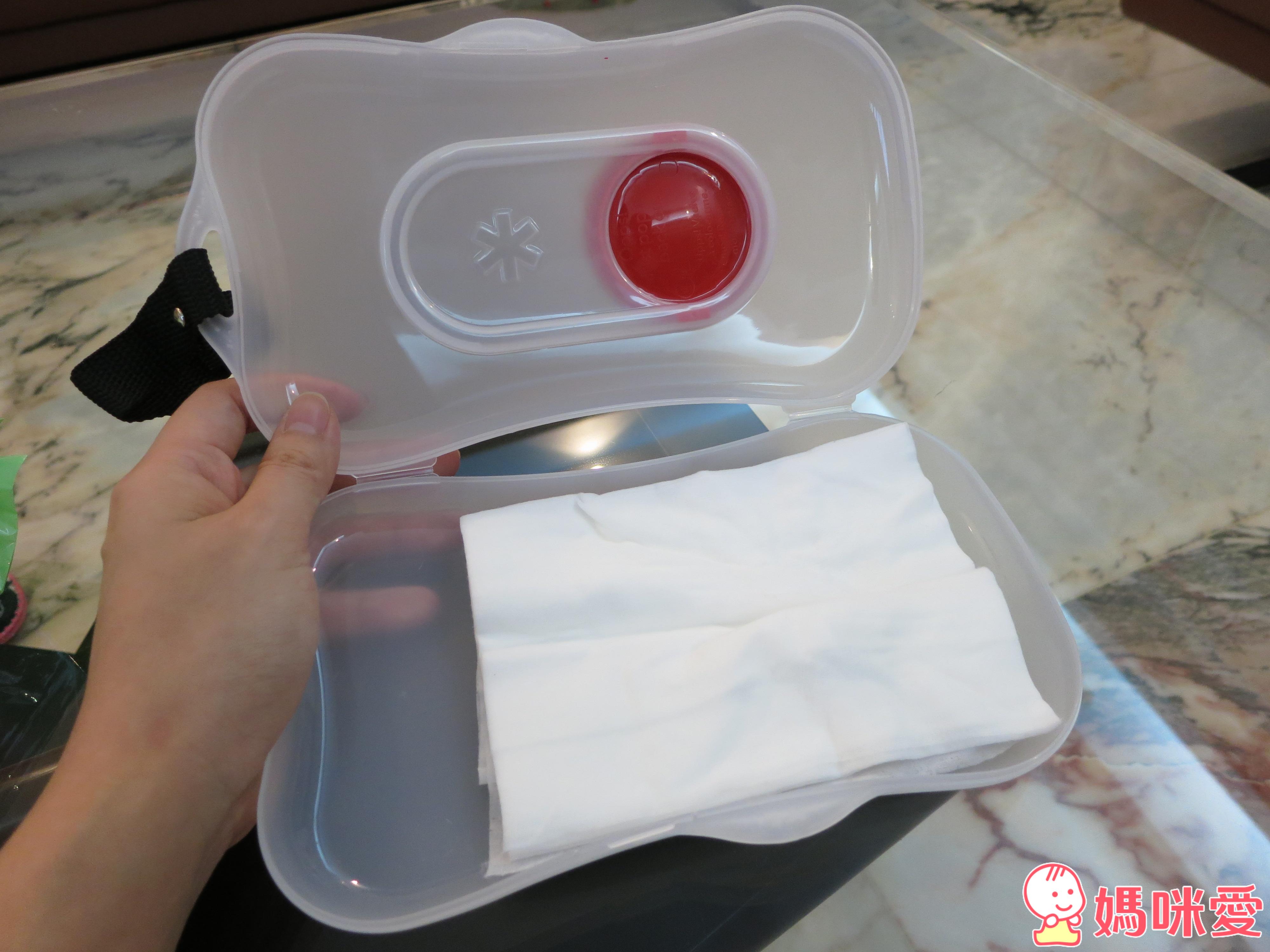 《美國》DexBaby尿布收納袋、Skip Hop攜帶式濕紙巾盒