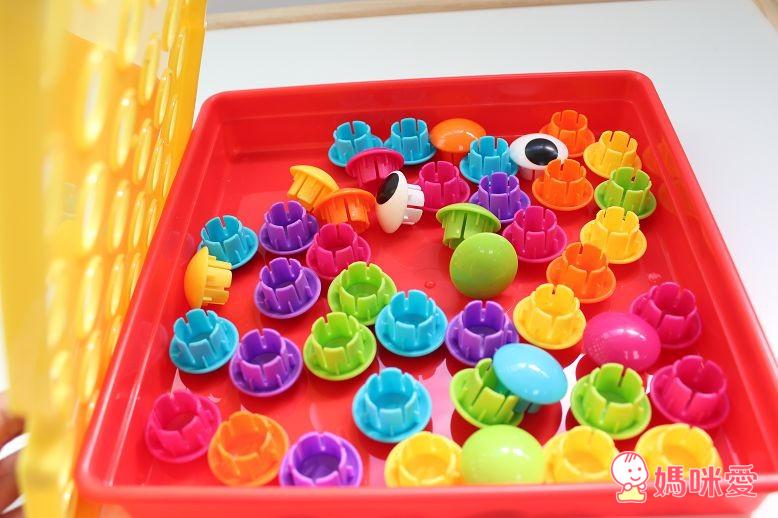 【法國DJECO】小童款 手作風質感木玩。【美國ALEX】小手鈕釦拼拼樂 / 小手穿線樂