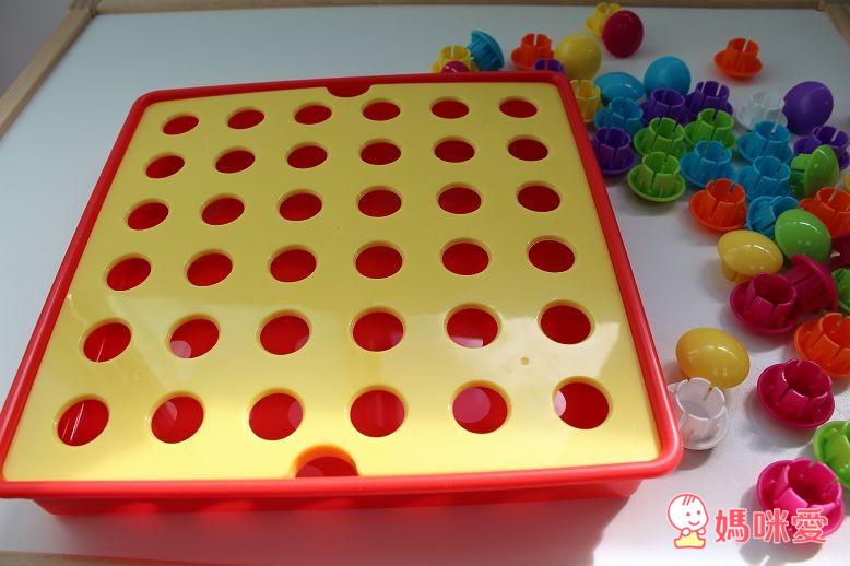 【法國DJECO】小童款 手作風質感木玩。【美國ALEX】小手鈕釦拼拼樂 / 小手穿線樂