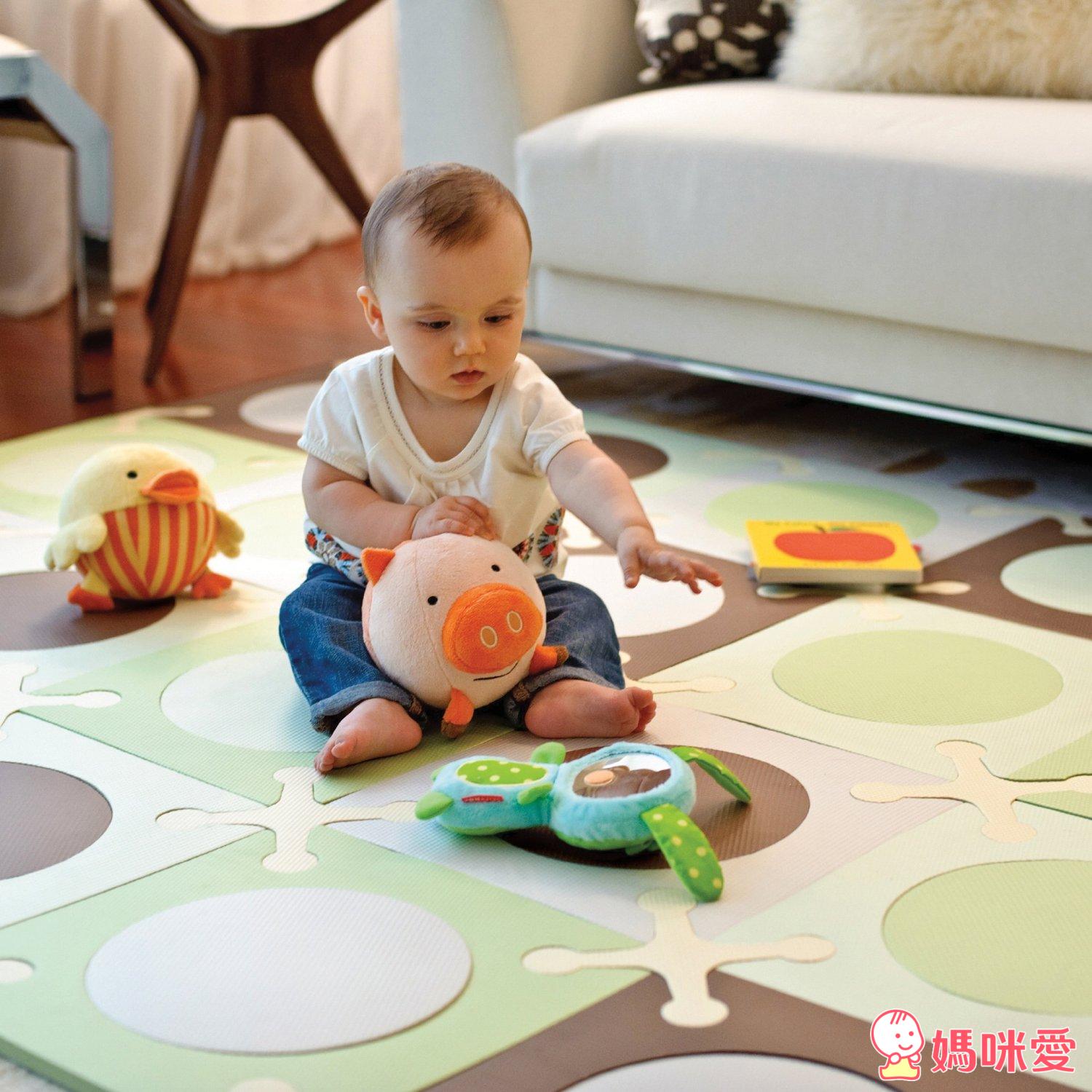 《美國設計 台灣製造 Skip Hop遊戲地墊》無毒泡棉材質 讓寶寶享受爬行玩耍空間