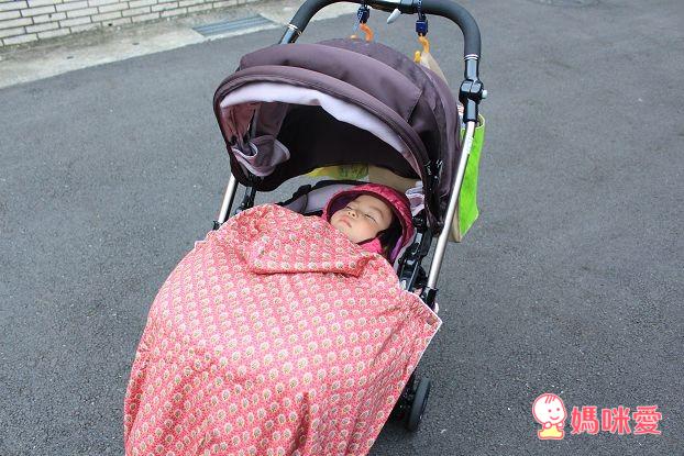 《日本Hoppetta》六層紗防踢被/ 蘑菇棉被/ 保溫保冷提袋/ 保暖披巾 / 外出收納包