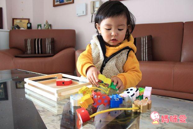 《美國》Alex小小建築師&小手穿線樂 /GIOTTO BEBE水洗蠟筆 / AMOS水性蠟筆