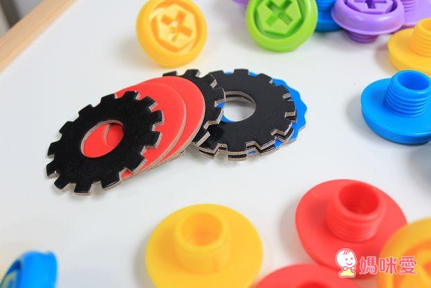 《美國》Alex小小建築師&小手穿線樂 /GIOTTO BEBE水洗蠟筆 / AMOS水性蠟筆