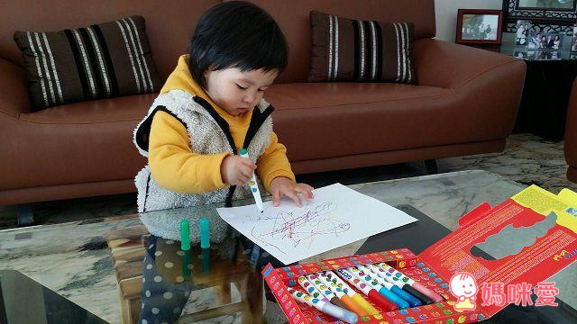 《美國》Alex小小建築師&小手穿線樂 /GIOTTO BEBE水洗蠟筆 / AMOS水性蠟筆