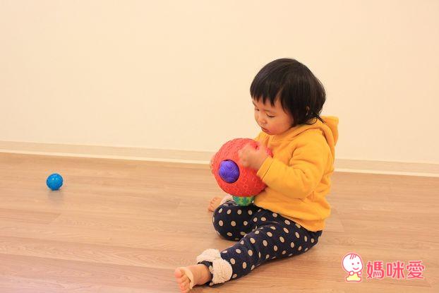 【新品加入!】《美國B.Toys》感統玩具 激發寶寶想像力