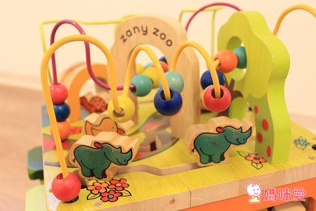 B.Toys 小丑動物園