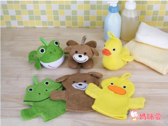 新手爸媽必買洗澡好物→Angelcare沐浴架 / 朴蜜兒洗髮椅 / 小鴨溫度計 / 洗澡娃娃