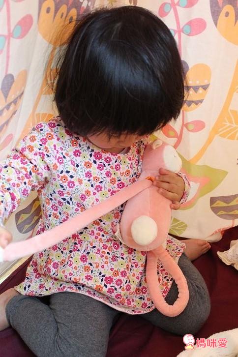 美國miYim 有機棉製成 故事書娃娃 / 瑜珈娃娃 / 手搖鈴 / 推車娃娃