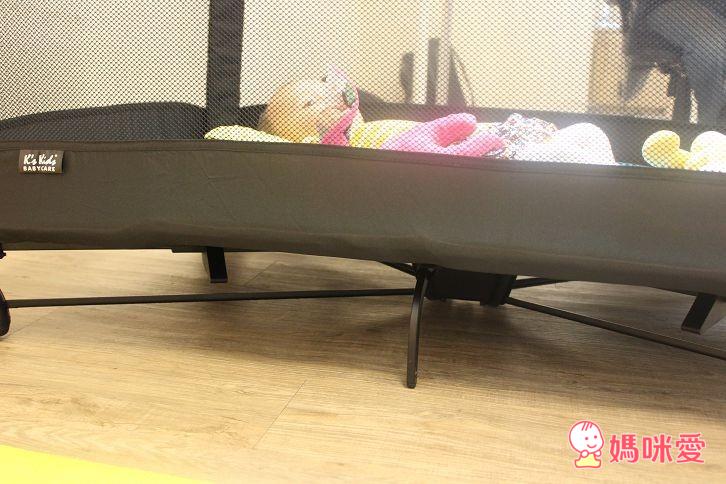 【媽咪愛♥獨家首賣】4moms 遊戲床(嬰兒網床) 單手即搞定遊戲床的展開及收納