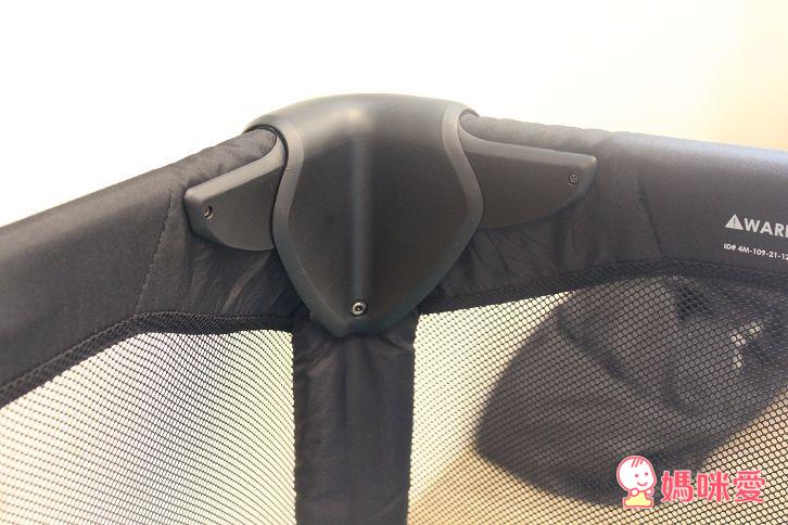 【媽咪愛♥獨家首賣】4moms 遊戲床(嬰兒網床) 單手即搞定遊戲床的展開及收納