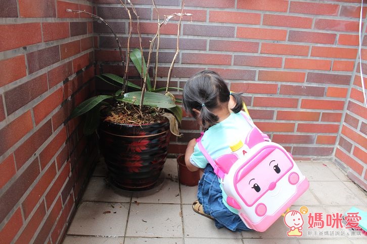 《戶外好好玩》韓國 造型手持水槍 / 卡通造型水槍背包 / 安全無毒 吹泡泡組