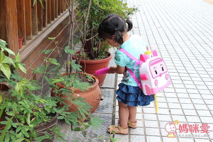 《戶外好好玩》韓國 造型手持水槍 / 卡通造型水槍背包 / 安全無毒 吹泡泡組