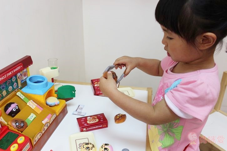 【預購團】麵包超人的麵包工場 / 後背包 / 小側背(預購至6/3(二)中午12:00)