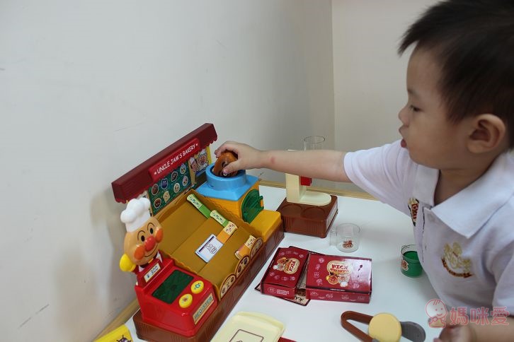 【預購團】麵包超人的麵包工場 / 後背包 / 小側背(預購至6/3(二)中午12:00)