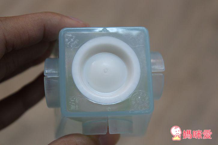 英國嬰幼兒品牌Brother Max》進餐餵食組 / 雙層冷飲壺 / 奶粉分裝盒