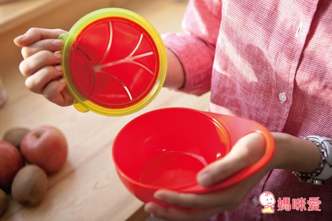 英國嬰幼兒品牌Brother Max》進餐餵食組 / 雙層冷飲壺 / 奶粉分裝盒