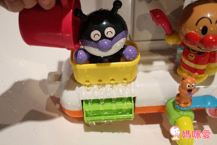 【預購團】打造浴室小樂園《日本創意洗澡玩具》Kitpas水性畫筆 / 麵包超人玩翻天花灑