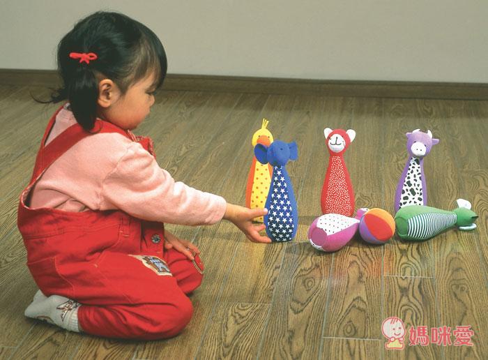 【預購團】日本Ed.inter益智玩具》立體農莊布書 / 玩偶保齡球 / 拼圖(預購至7/6)