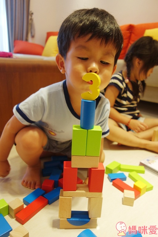 《德國 Hape》小童玩具無毒木製竹子玩具 / 積木 / 迷宮 / 字母拼圖(2歲以上適用)