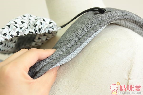 Pognae No.5 超輕量機能坐墊型背巾 