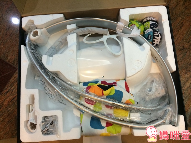 【美國 4moms】單手收納 寶寶遊戲網床 / 圓弧設計 自然擺動 嬰兒電動安撫椅