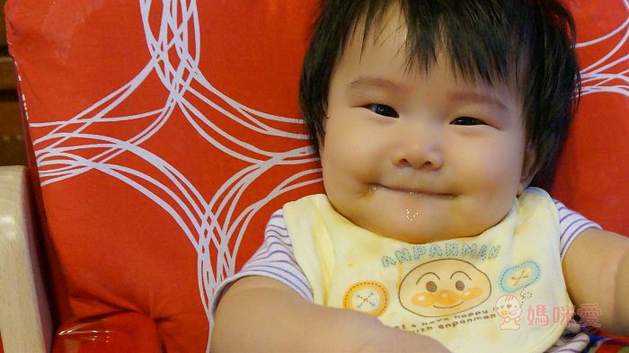 快挑選一個顏色和家裡最速配的成長餐椅,讓寶寶和大人一起在「同張桌子上」吃飯吧(^o^)