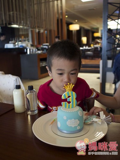 《Candy Wedding 翻糖蛋糕》純手工製作 精美禮盒裝