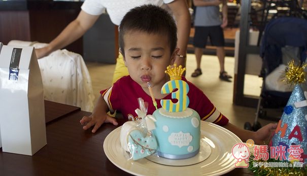 《Candy Wedding 翻糖蛋糕》純手工製作 精美禮盒裝