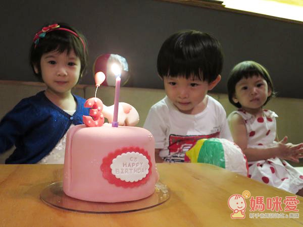 《Candy Wedding 翻糖蛋糕》純手工製作 精美禮盒裝