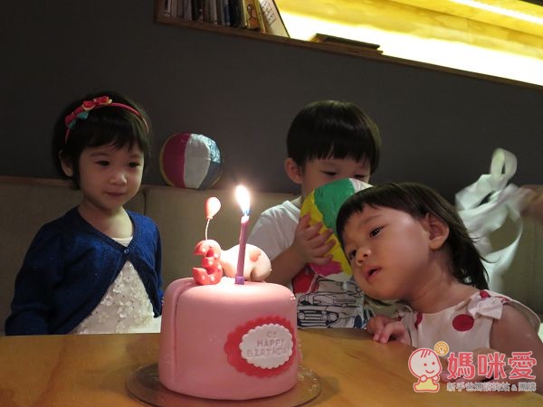 《Candy Wedding 翻糖蛋糕》純手工製作 精美禮盒裝