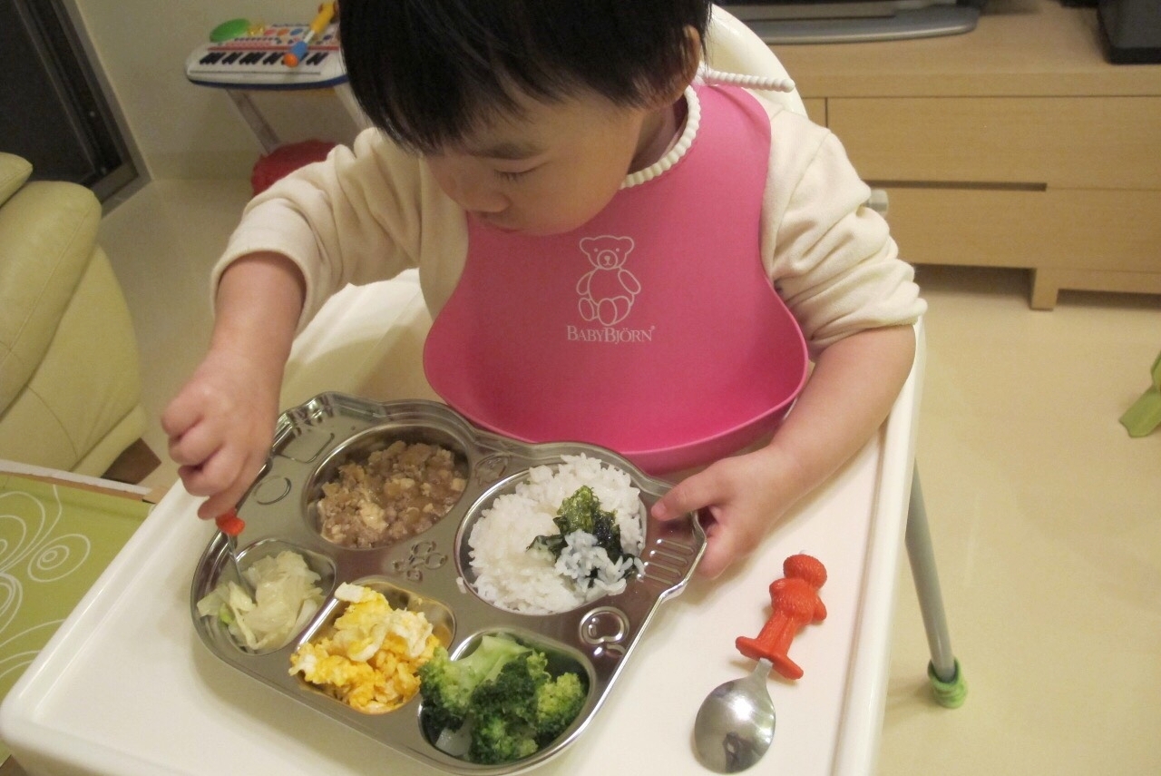 《美國 innobaby 不鏽鋼餐具》車車餐盤組 /  不鏽鋼餐具  / 固齒器