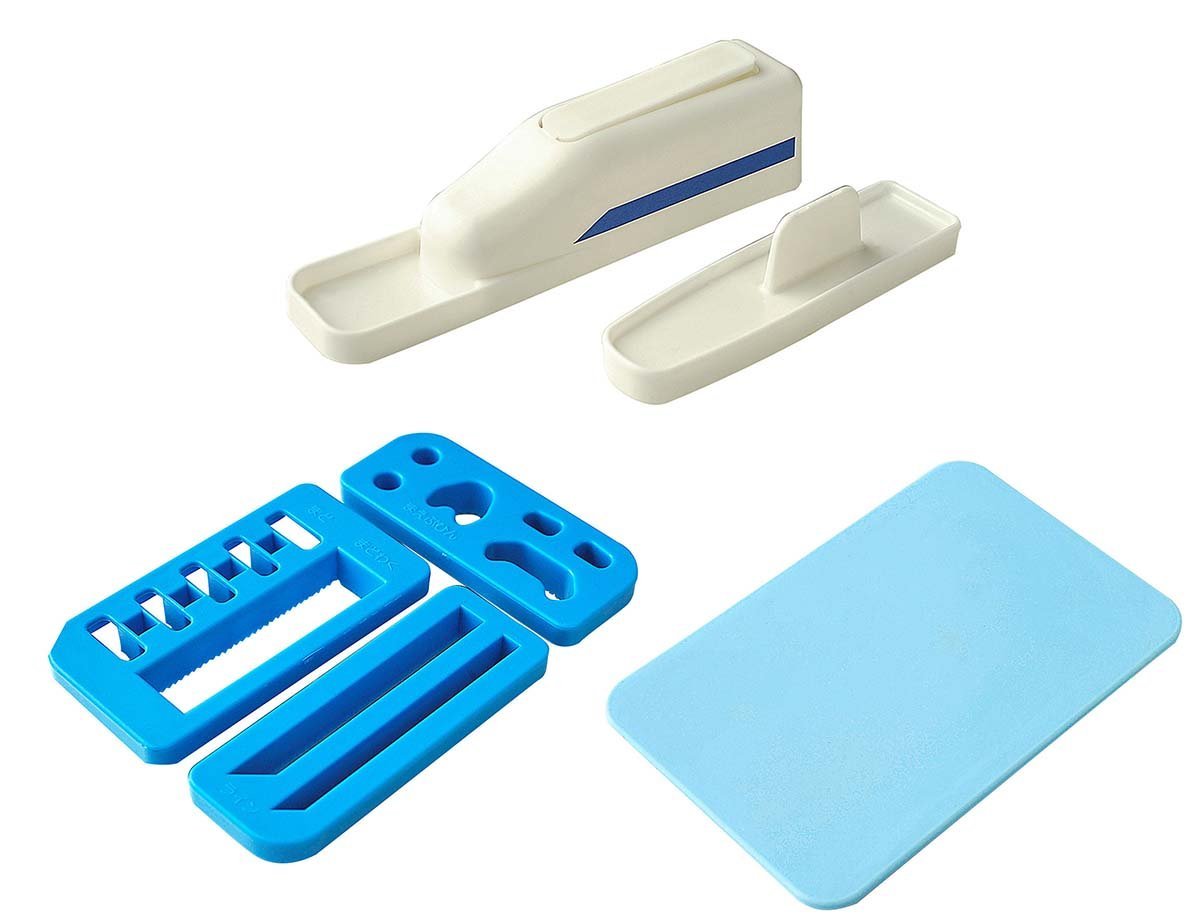 【預購至9/22】《料理好幫手》列車飯團壓模器 / 笑臉海苔打洞器 / 熊貓吐司模具