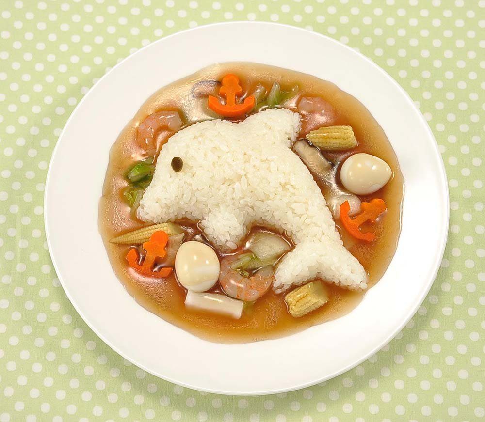 【預購至9/22】《料理好幫手》列車飯團壓模器 / 笑臉海苔打洞器 / 熊貓吐司模具