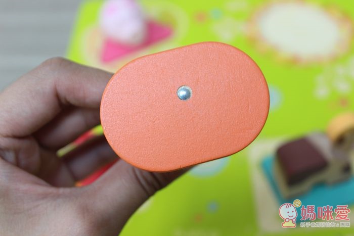 【法國DJECO】小童款 手作風質感木玩。【美國ALEX】小手鈕釦拼拼樂 / 小手穿線樂