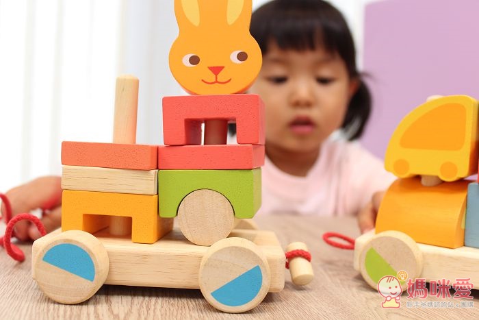 動手玩》法國DJECO木製玩具 / ALEX 小手鈕扣拼拼樂/日本femmebelly玩具收納袋