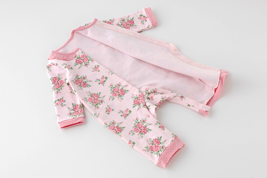 日本Chuckle Baby - 草莓紅水玉長袖包屁衣