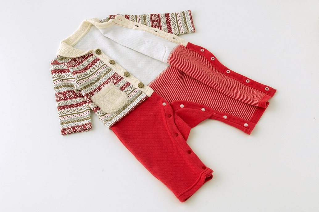 日本Chuckle Baby - 草莓紅水玉長袖包屁衣