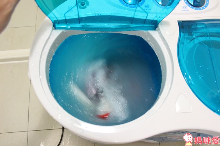  [免運好評開團中]❤夏季淨衣聰明妙方❤勳風迷你小衣物專用雙槽洗衣機