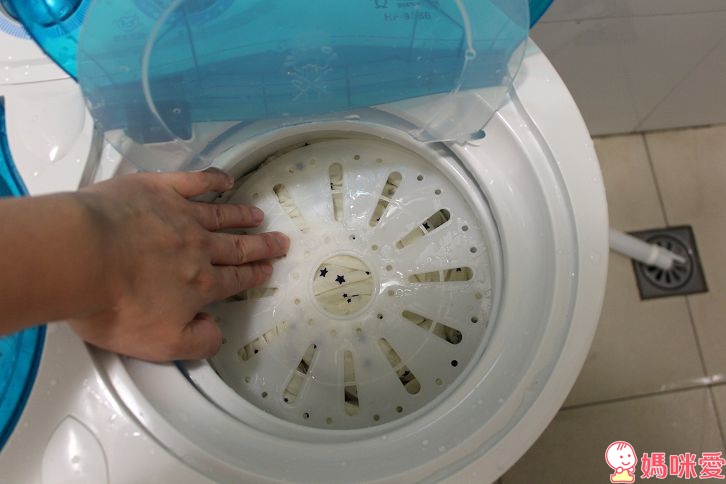  [免運好評開團中]❤夏季淨衣聰明妙方❤勳風迷你小衣物專用雙槽洗衣機