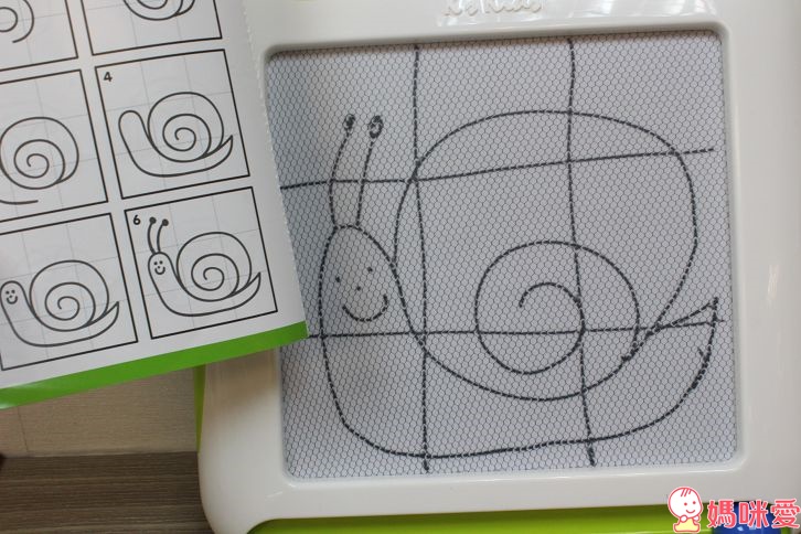 這本畫冊的範例圖有九宮格