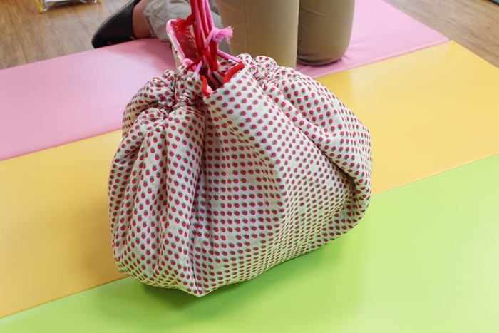 動手玩》法國DJECO木製玩具 / ALEX 小手鈕扣拼拼樂/日本femmebelly玩具收納袋