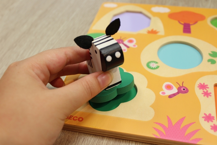 【法國DJECO】小童款 手作風質感木玩。【美國ALEX】小手鈕釦拼拼樂 / 小手穿線樂