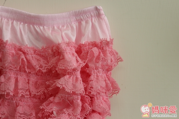 Chic Baby Rose 蕾絲屁屁褲