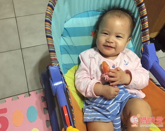 【寶寶愛吃】Sassy 外出咬咬水果棒/ 3 IN 1吸盤碗 / 寶寶湯匙