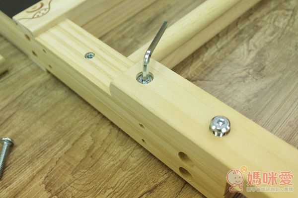 B.toys 伊索木畫架