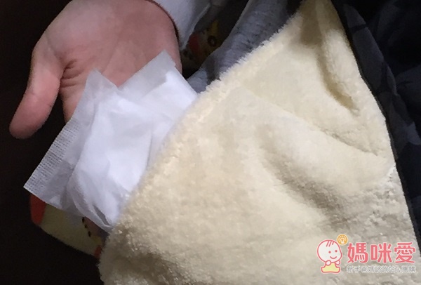 美國 Baby au lait 時尚哺乳巾