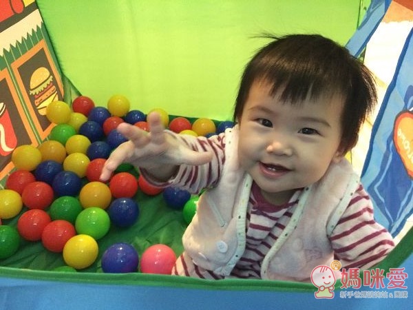 【美國K's Kids 益智玩具】 寶寶的秘密基地 立體魔法球屋 / 立體火車站 / 幼兒布書組