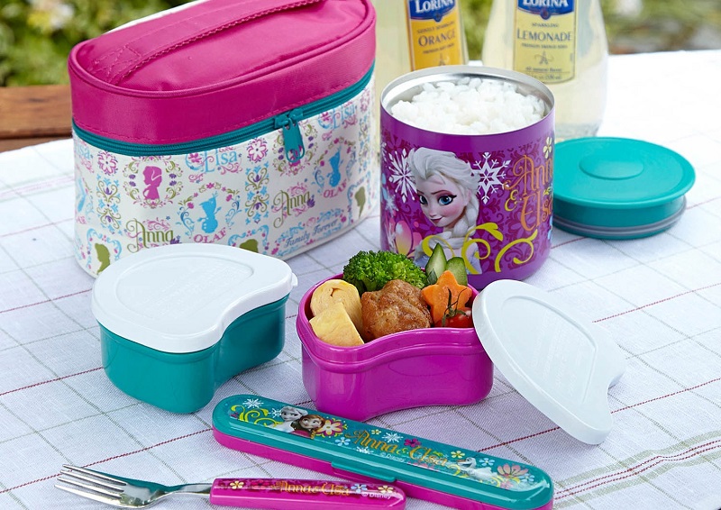 【預購團】《冰雪奇緣》吹起兒童界的公主風 餐具組 / 行李箱 / 創意珠珠盤 / 音樂盒 