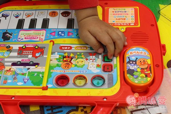 【預購團】麵包超人玩具團》音樂+畫板豪華組 / 冰淇淋甜點店 / 磁性畫板 / 彩色筆圖畫本 